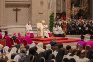Pope Francis presides over First Vespers for the World Day for Consecrated Life in St. Peter’s Basilica, surrounded by bishops, priests, and religious men and women. Vatican City, Feb. 1, 2024. / Credit: Anhelina Martsisheuskaya/CNA